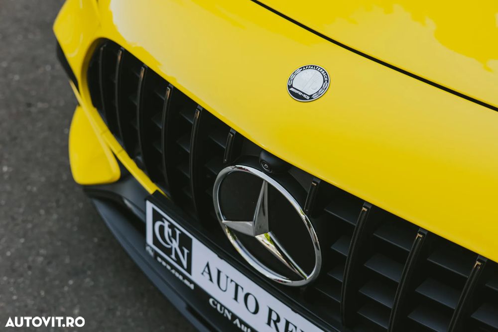 Mercedes-Benz CLE Mercedes-AMG 53 4M+ Cabrio AMG S.SHIFT TCT 9G - 12