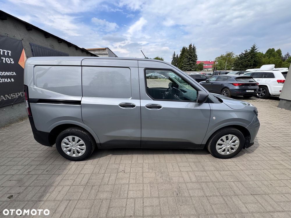 Ford Transit Courier - 6