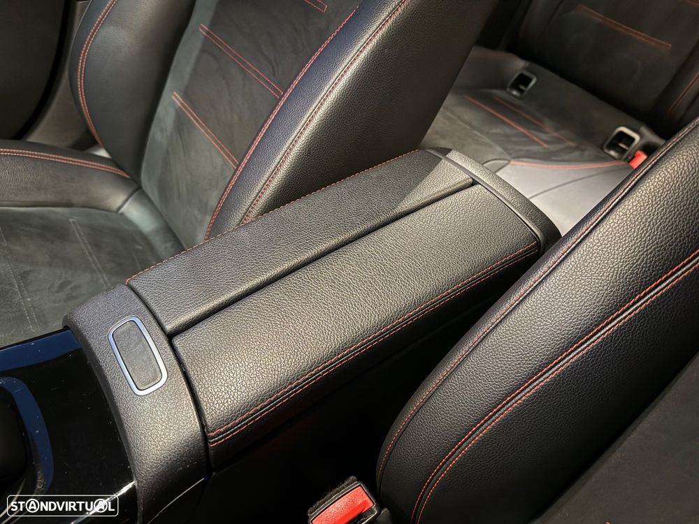 Mercedes-Benz A 200 AMG Line Aut. - 32