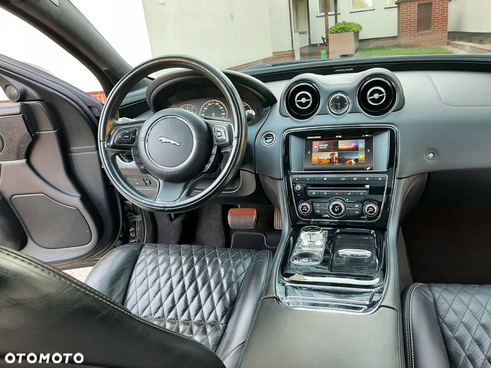 Jaguar XJ 3.0 V6 Kompressor AWD Langversion Autobiography - 6