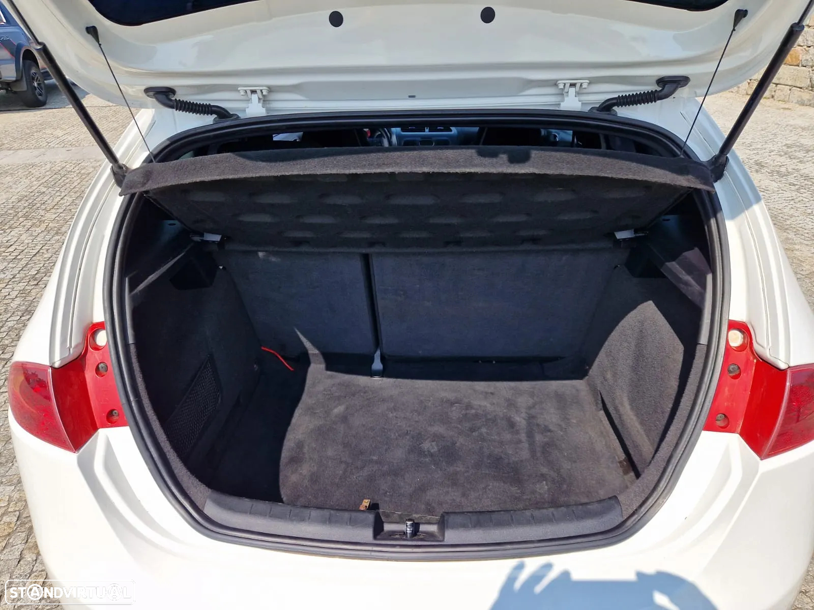 SEAT Leon 2.0 T FSI Cupra - 14