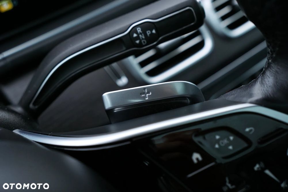 Mercedes-Benz GLE - 26