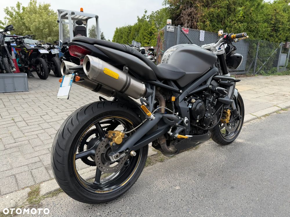 Triumph Street Triple - 6