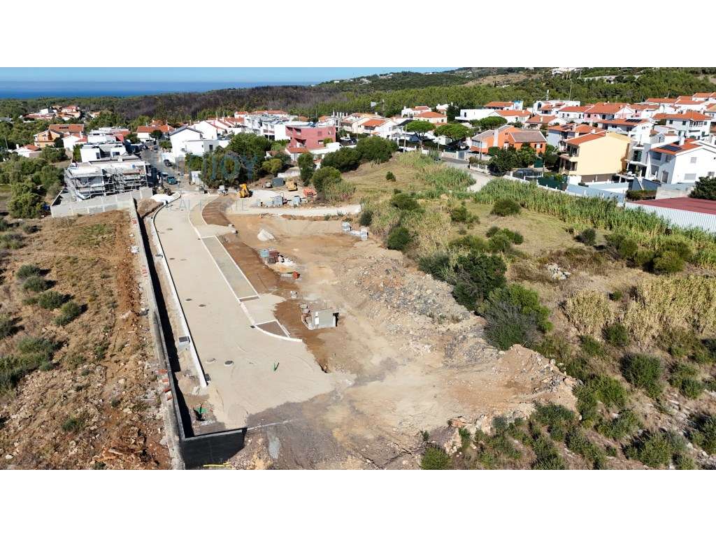 Terreno Urbano para Venda no Zambujeiro em Alcabideche - Grande imagem: 3/11