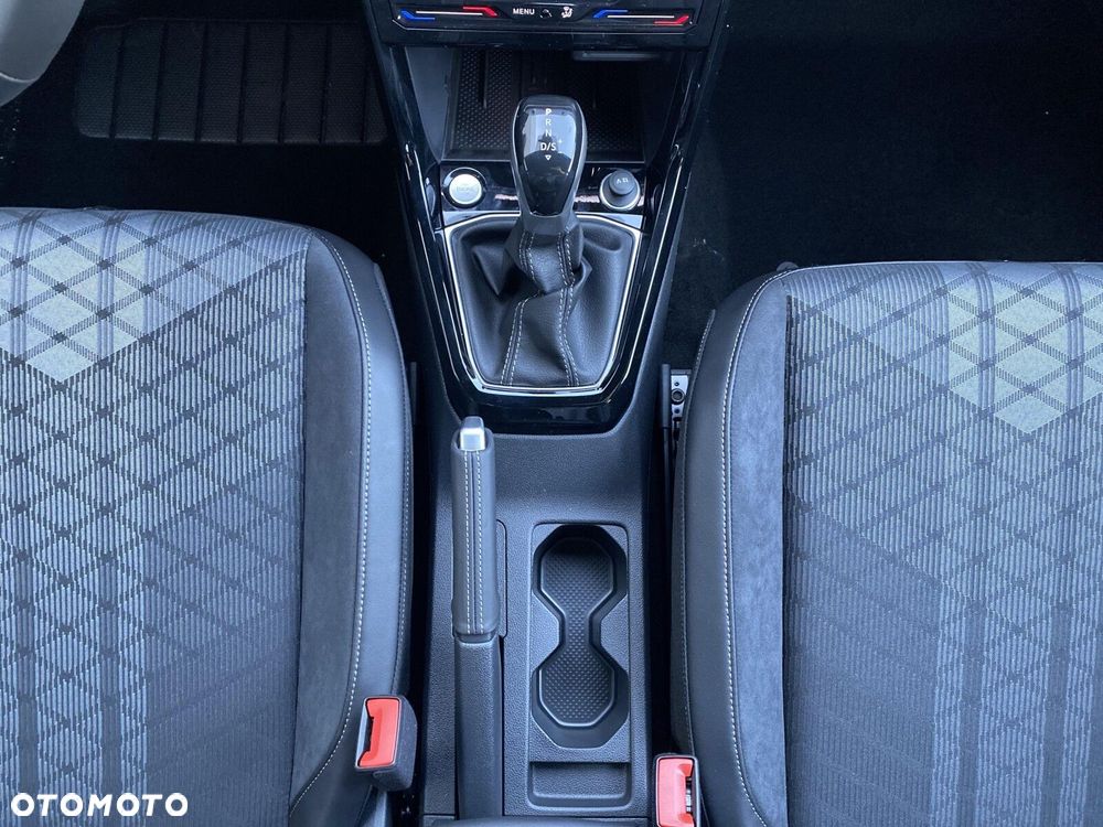 Volkswagen T-Cross - 25