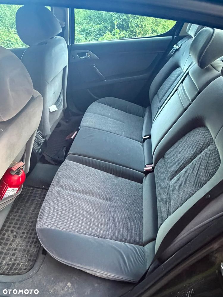 Peugeot 407 - 16