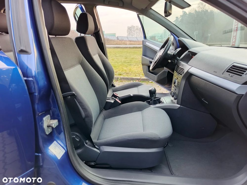 Opel Astra 1.6 Edition - 22