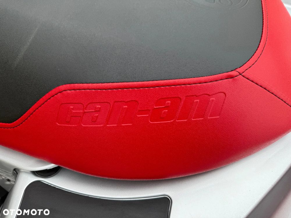 Can-Am Renegade - 16