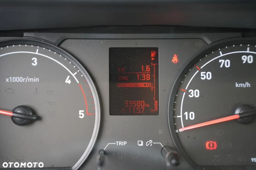 Nissan MAXITY 120 DXI / ZWYŻKA 18 METRÓW / PODNOŚNIK KOSZOWY MUTLITEL MT 182 / KOSZ 2 OSOBOWY - 200 KG / SPROWADZONY - 39