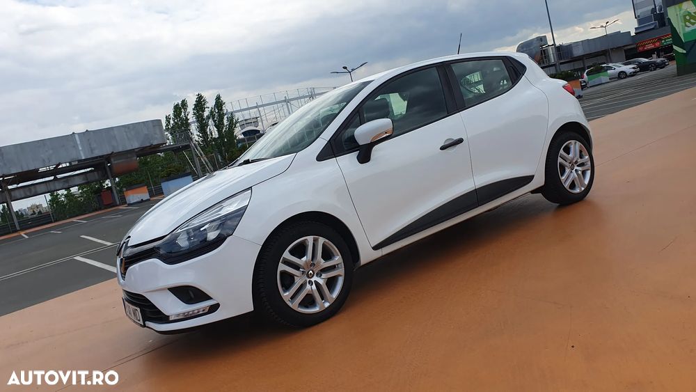 Renault Clio TCe Life - 15