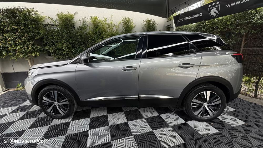 Peugeot 3008 1.2 PureTech Allure - 4