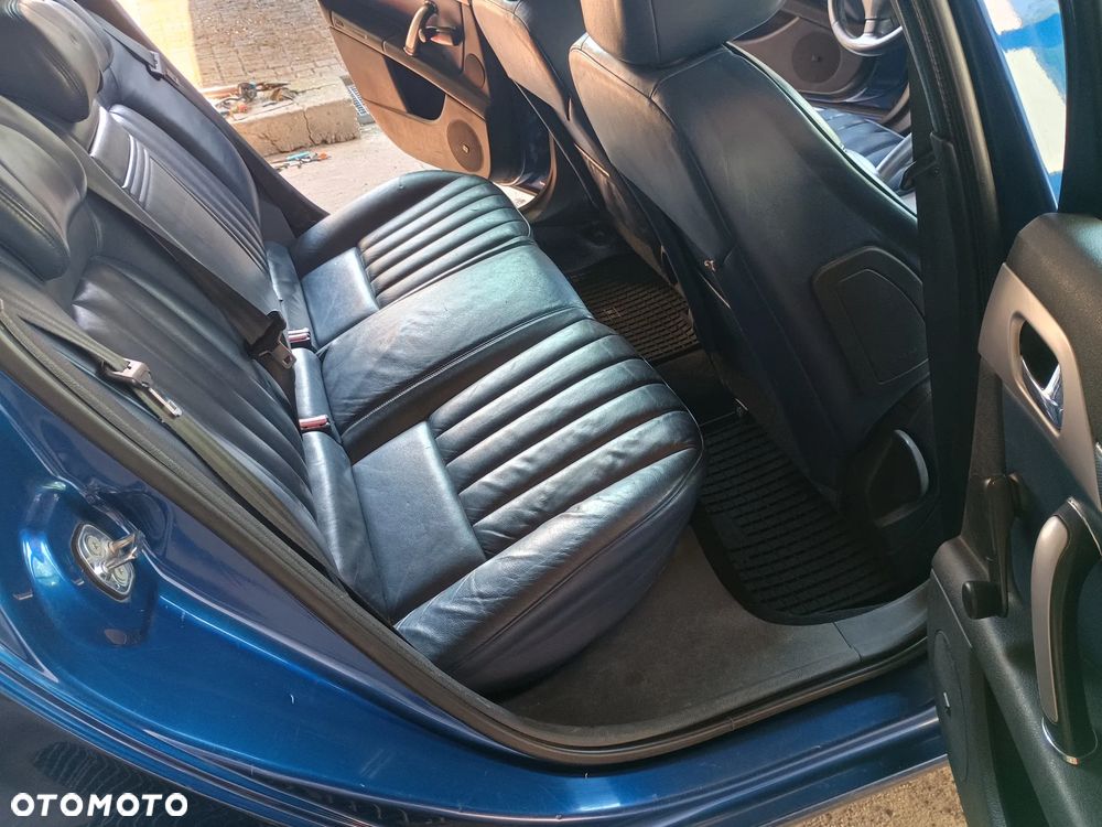Peugeot 407 - 15