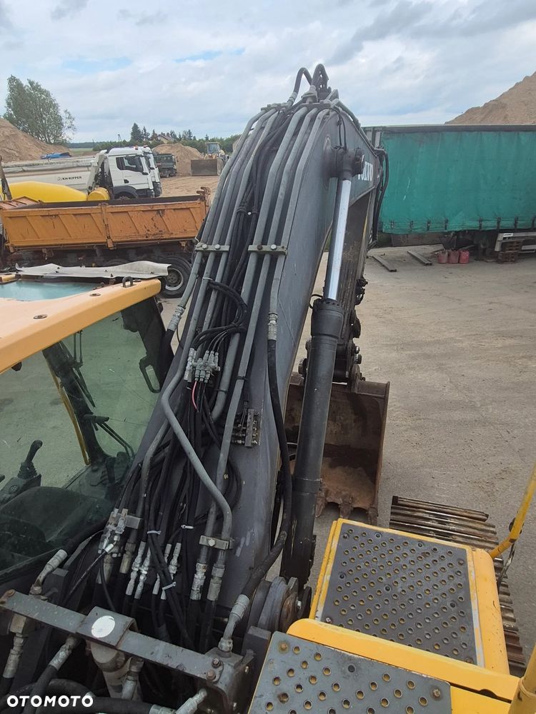 Volvo ec 250 - 13