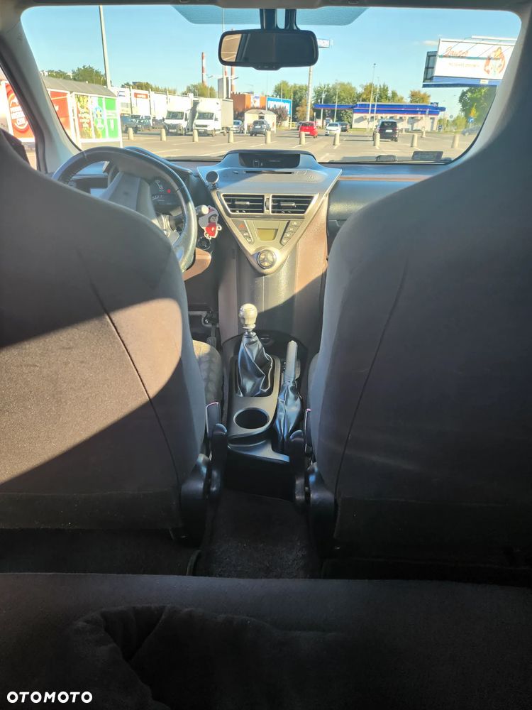 Toyota iQ 1.0 Luna - 13