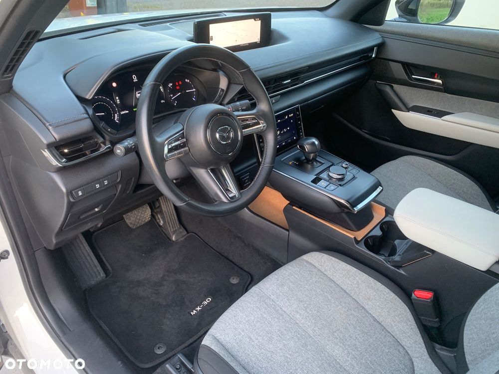 Mazda MX-30 e-SKYACTIV - 25