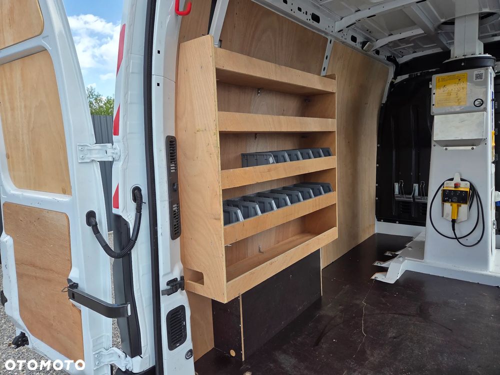 Renault Master - 18