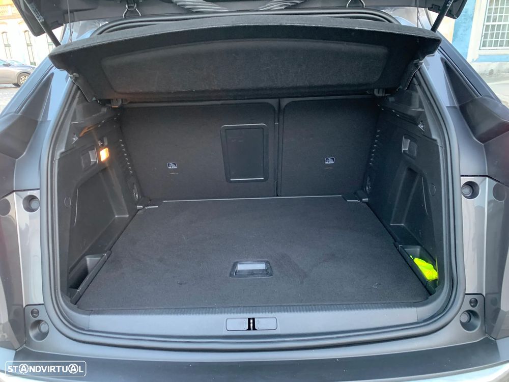 Peugeot 3008 1.5 BlueHDi Allure Pack EAT8 - 12