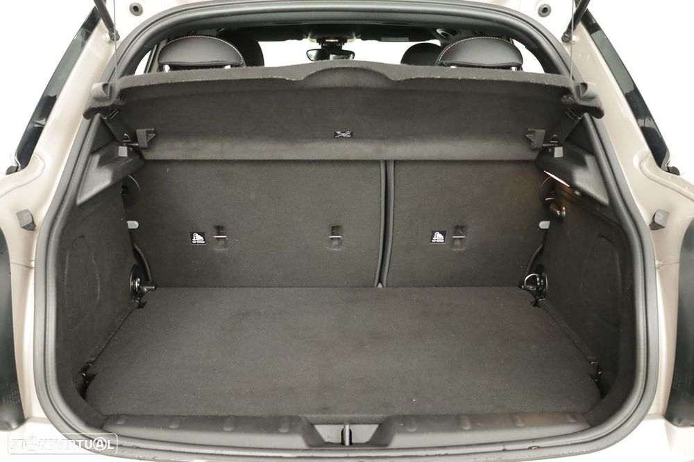 MINI 5 Portas Cooper Premium Classic Auto - 21