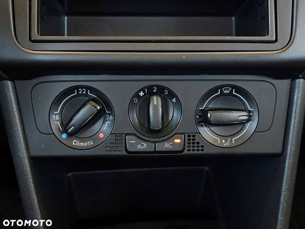 Volkswagen Polo - 16