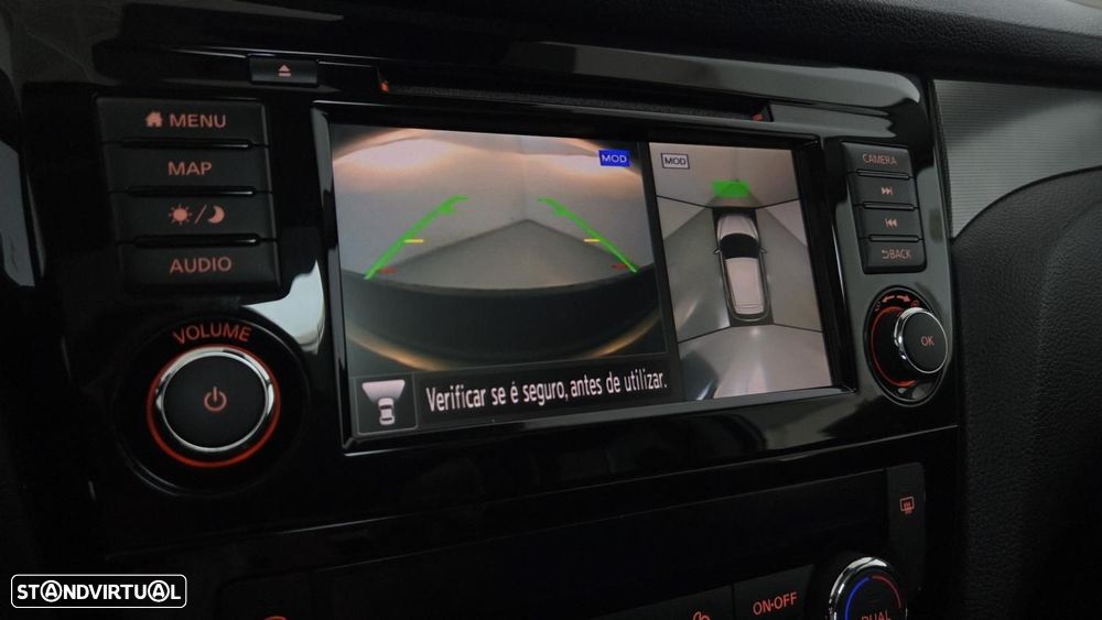 Nissan Qashqai 1.5 dCi N-Connecta - 20