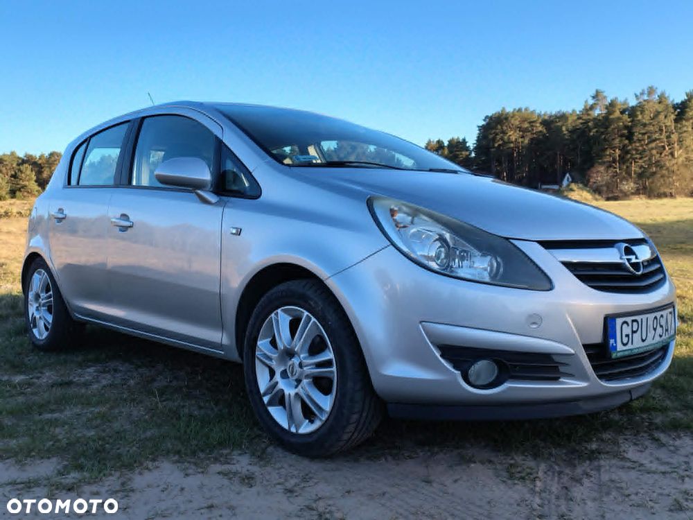 Opel Corsa 1.2 16V Cosmo - 1
