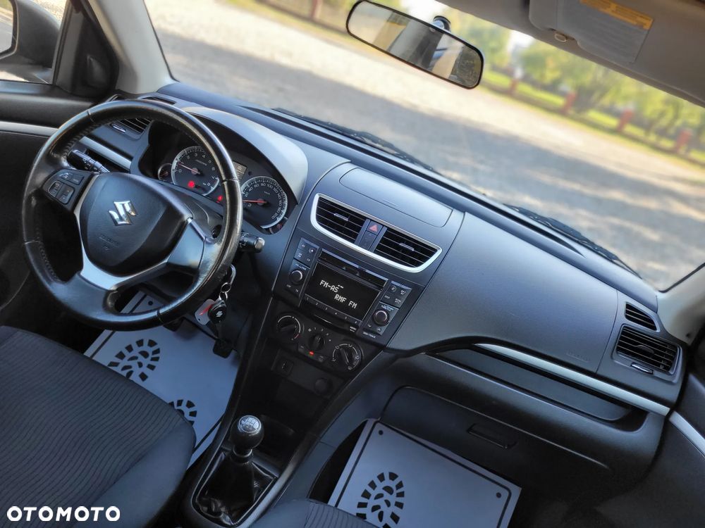 Suzuki Swift - 18