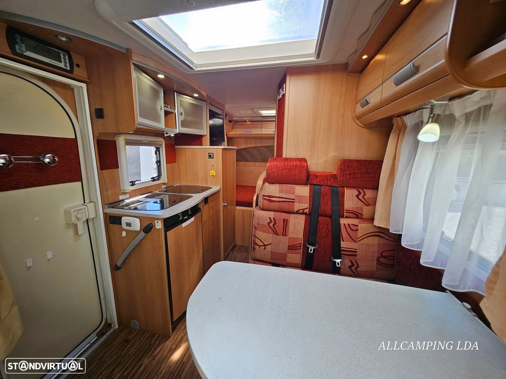 Dethleffs Globebus 5.99M CAMA TRANSVERSAL - 20