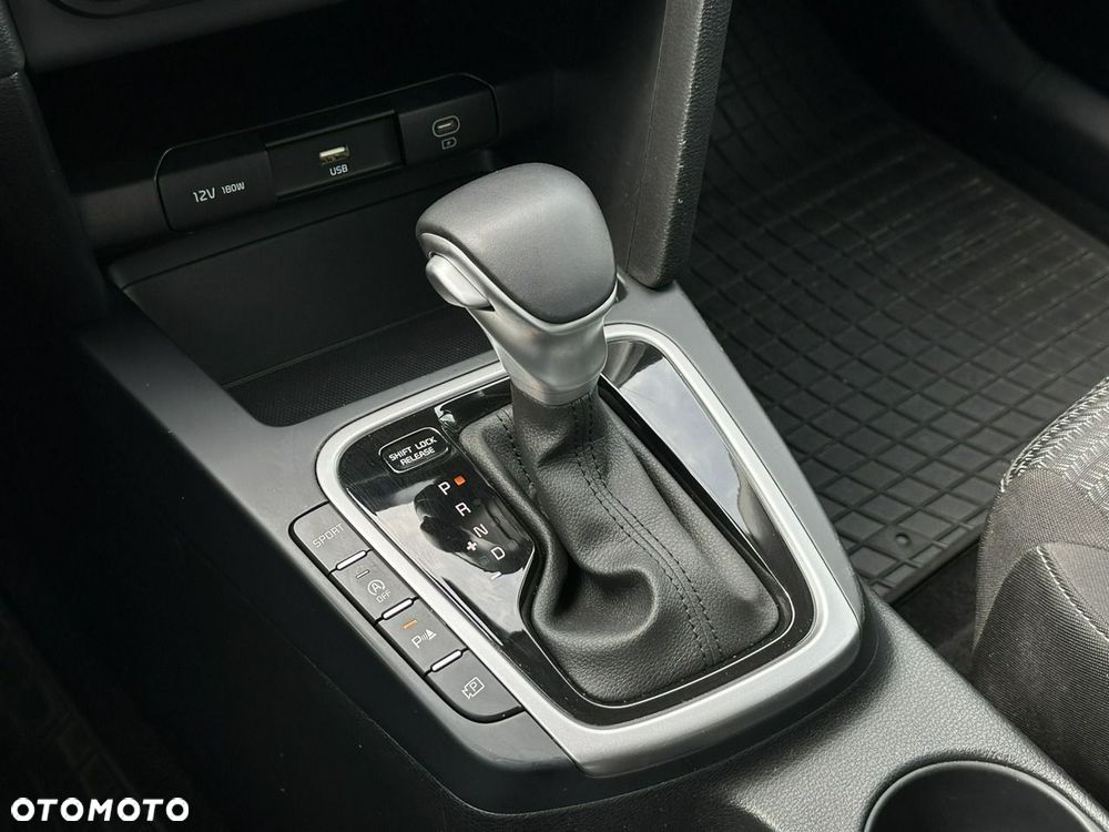 Kia Ceed 1.5 T-GDI M DCT - 21