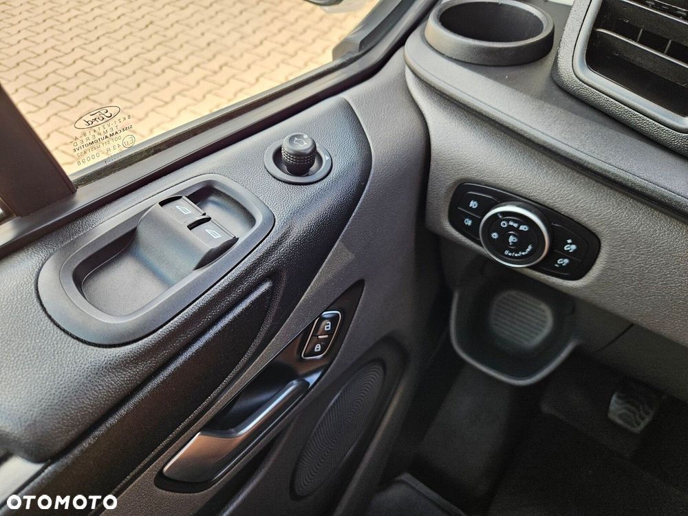 Ford transit-custom L2H1 *69900zł NETTO* Zabudowa warsztatowa 2.0TdCi/170KM - 24