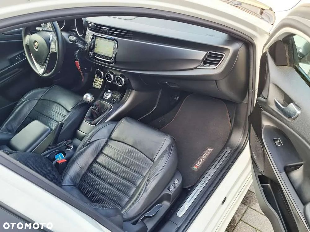 Alfa Romeo Giulietta 2.0 JTDM 16V Turismo - 6