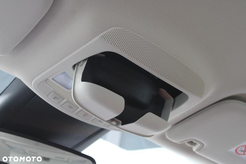 Ford S-Max - 33