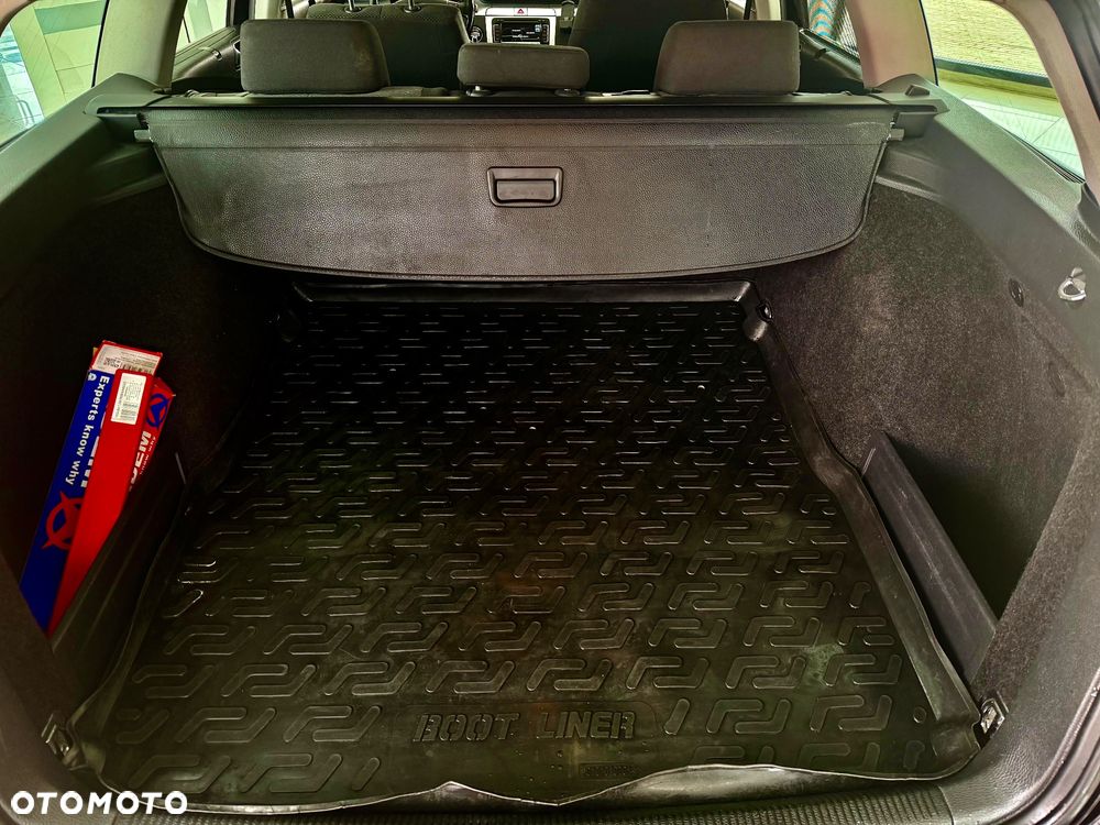 Volkswagen Passat - 29