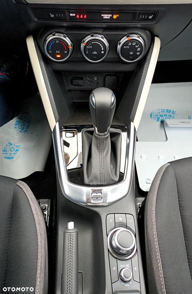 Mazda 2 SKYACTIV-G 90 Center-Line - 14