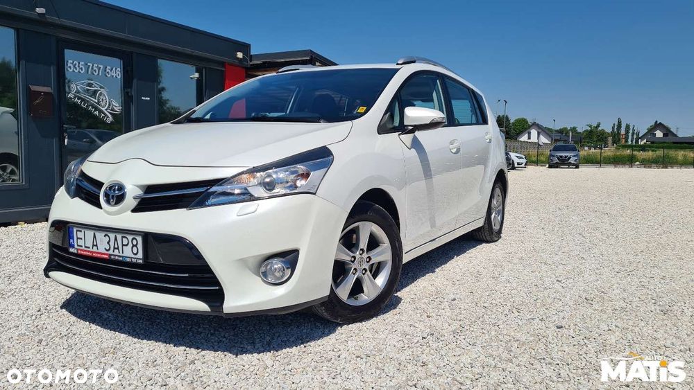 Toyota Verso - 12
