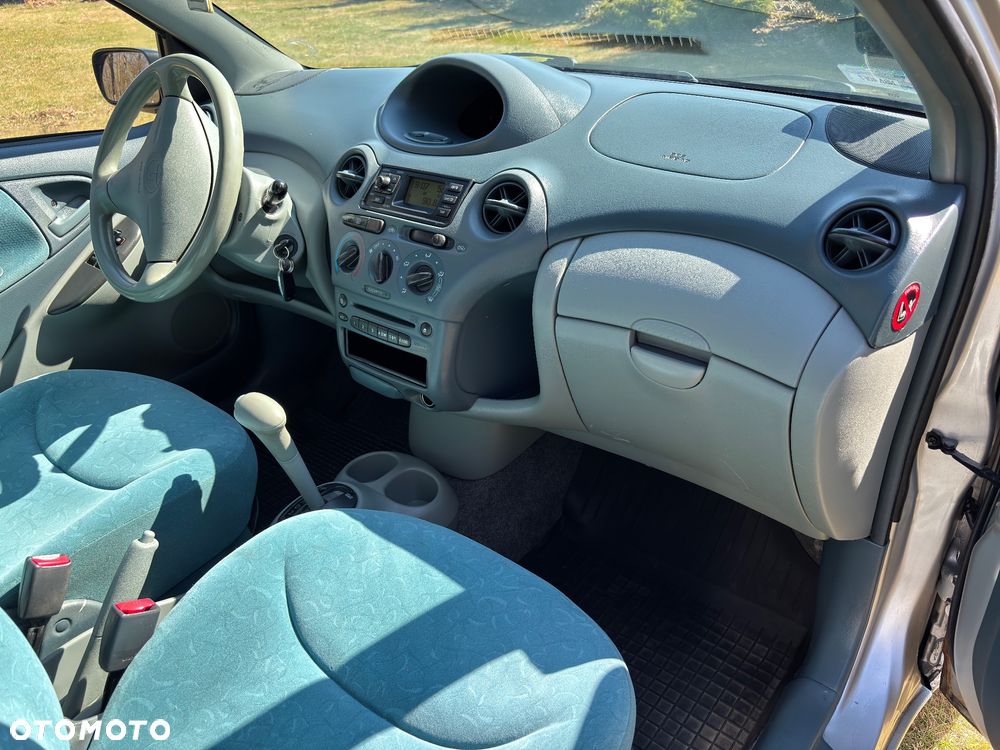Toyota Yaris - 14