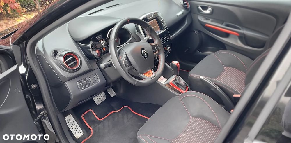Renault Clio - 19