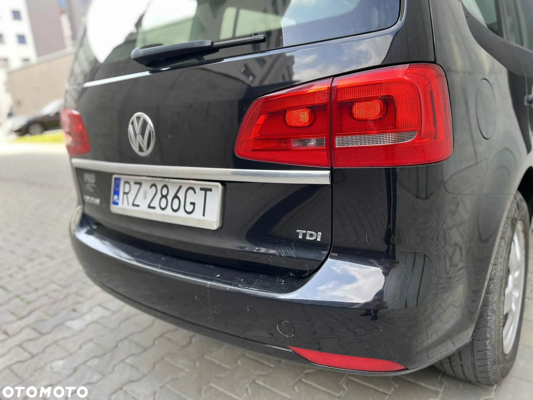 Volkswagen Touran 1.6 TDI DPF Trendline DSG - 8