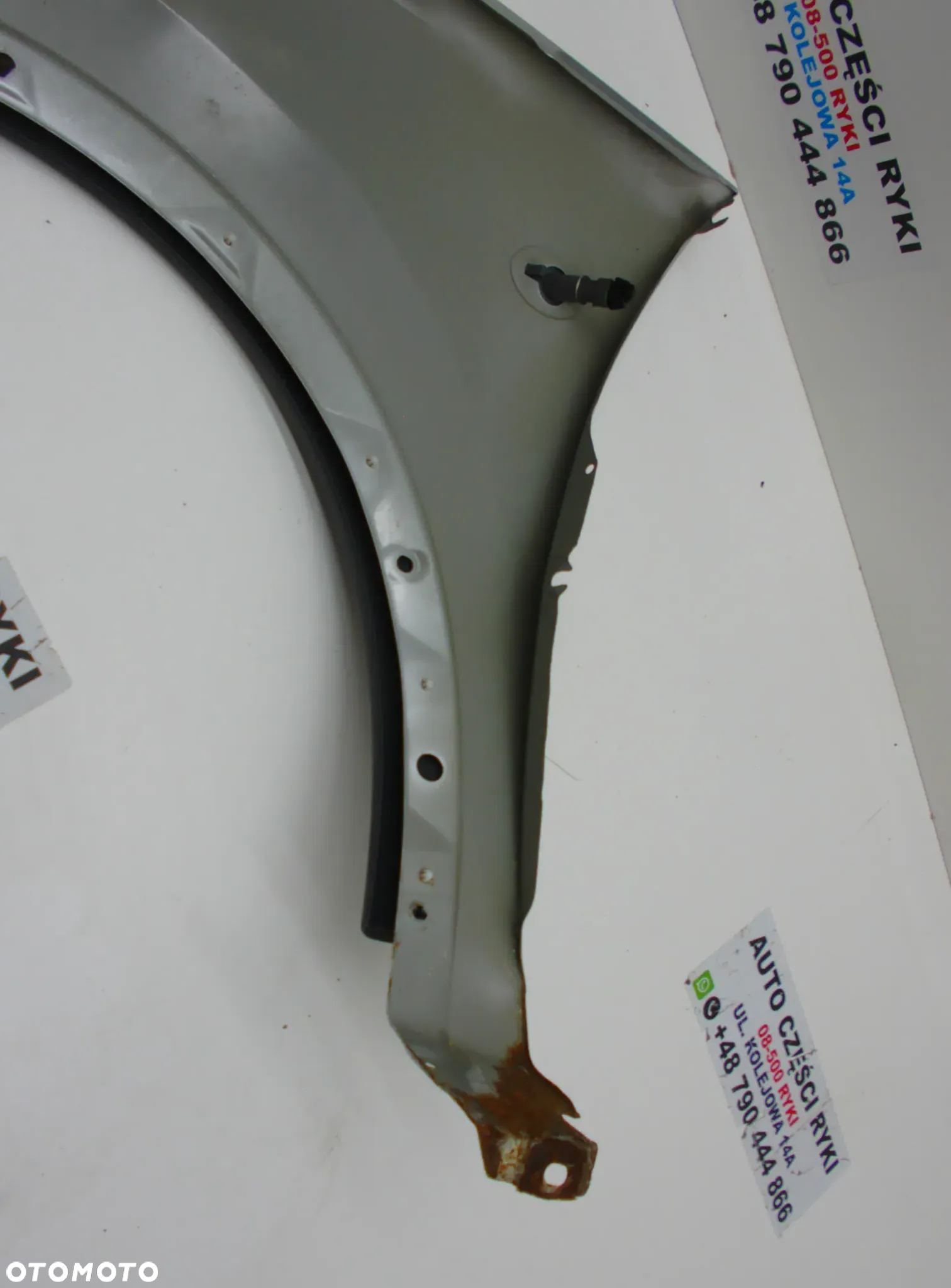 Opel Corsa C Błotnik Prawy Przód Z157 - 7