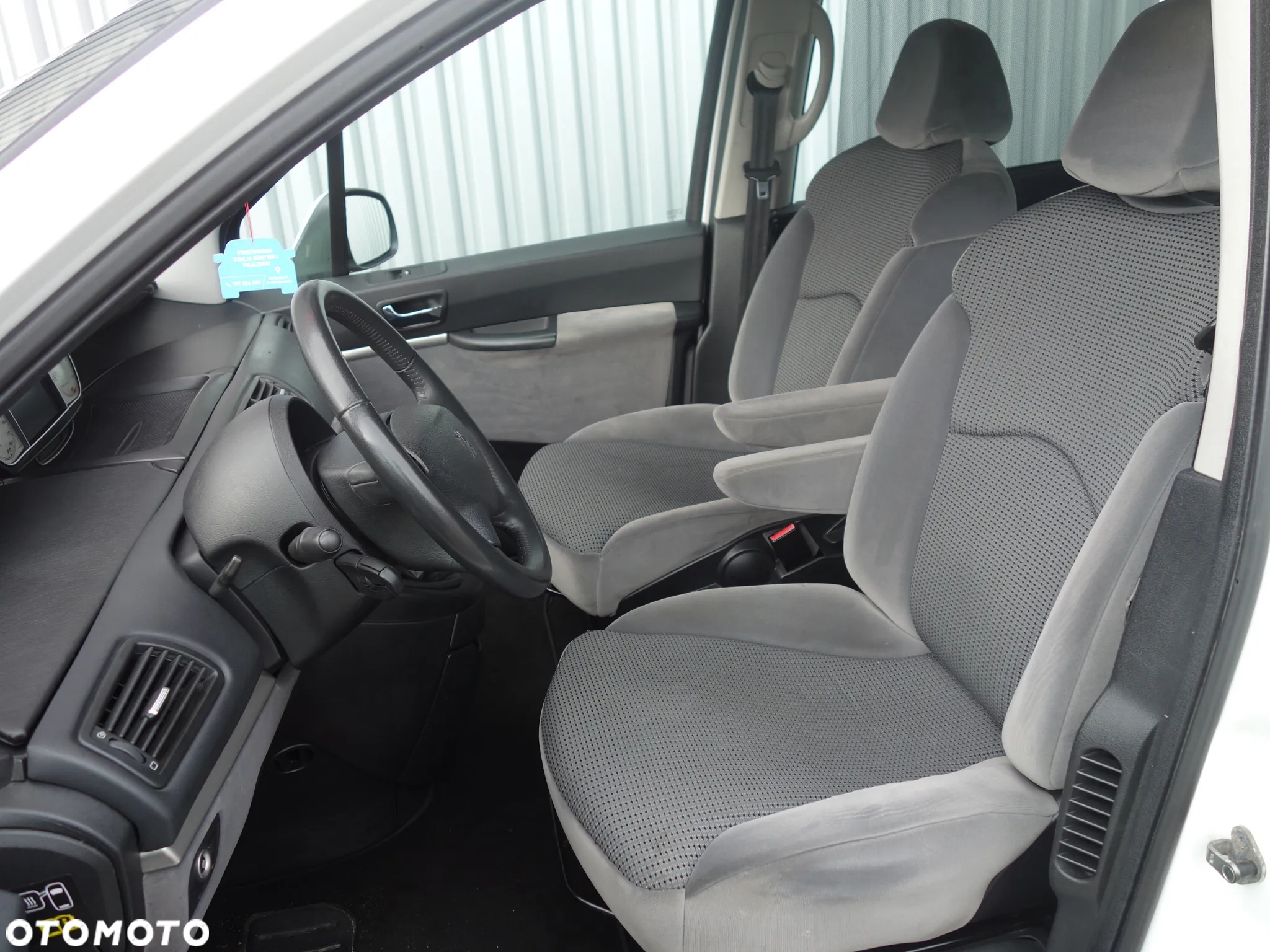 Peugeot 807 HDi 135 Family - 18