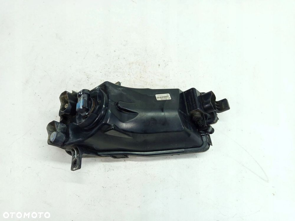 LAMPA PRZECIWMGIELNA HALOGEN PRAWY PRZEDNI VOLKSWAGEN CADDY 2K5941662B - 1