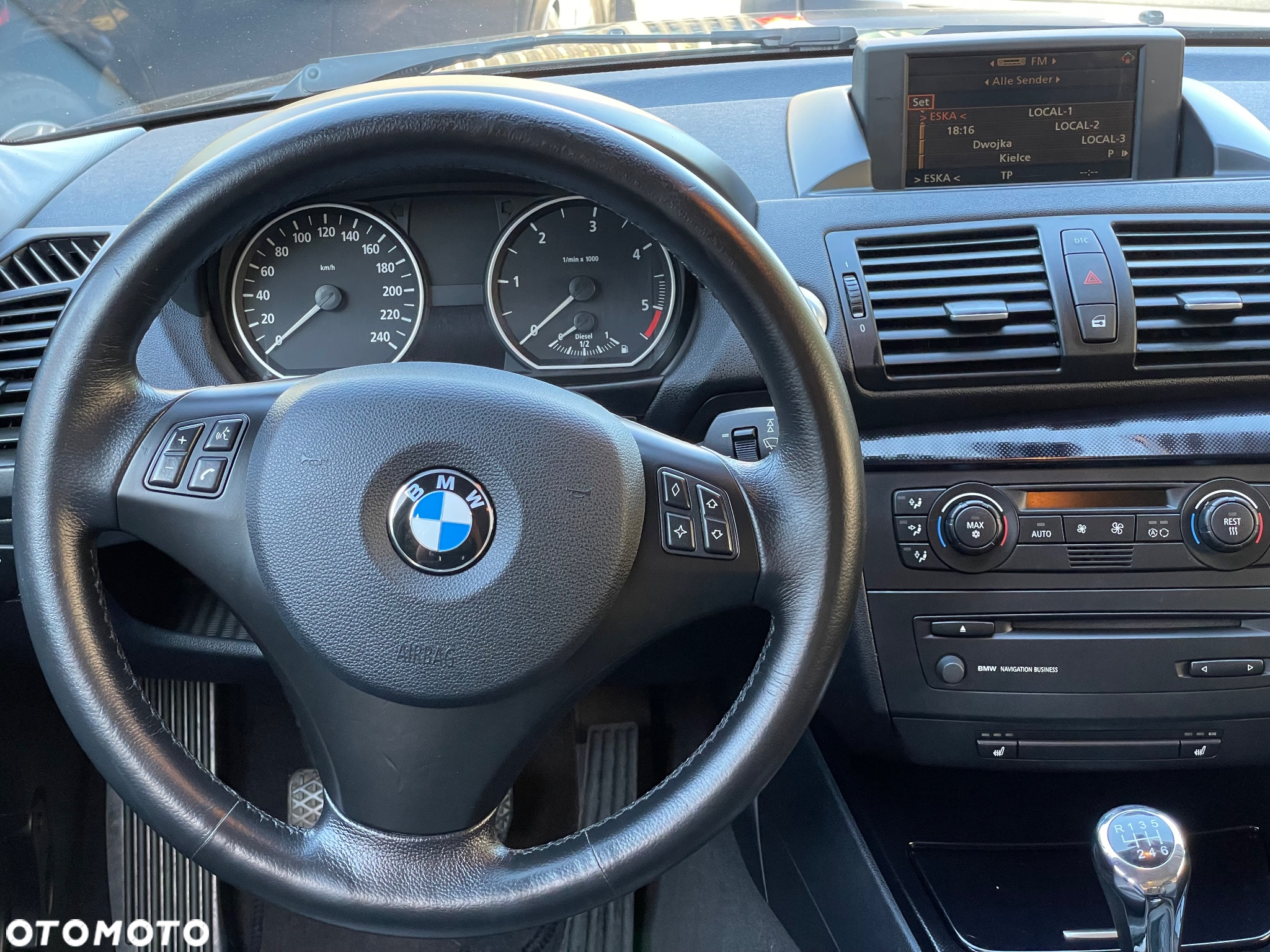 BMW Seria 1 120d - 6