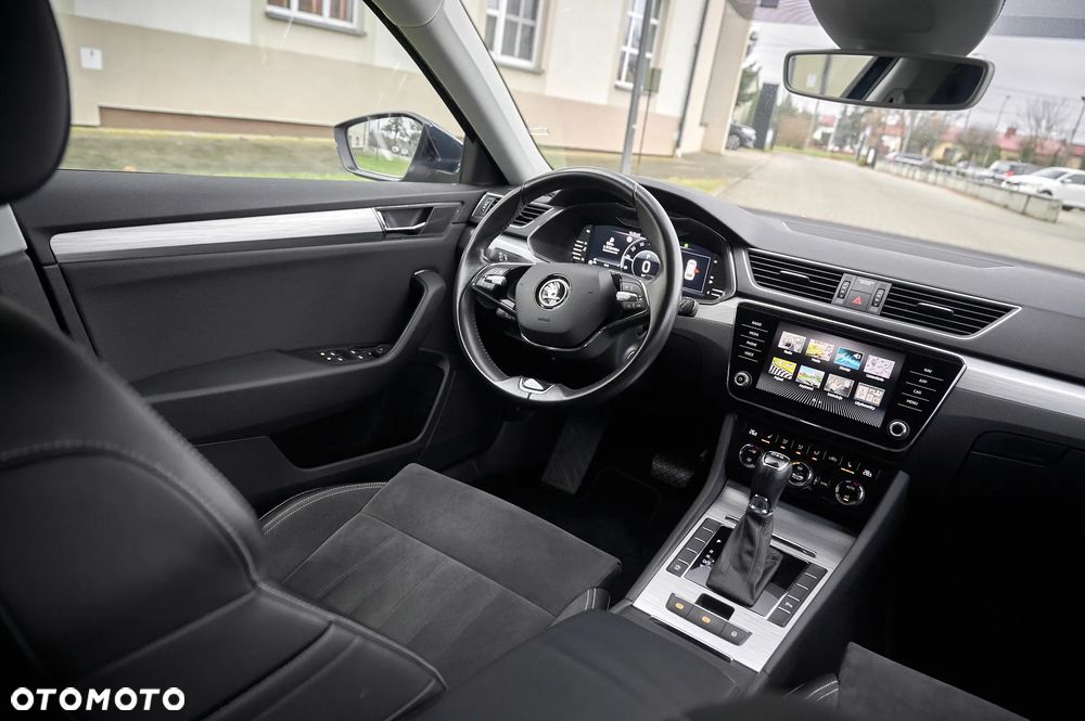 Skoda Superb 1.5 TSI ACT Style DSG - 23