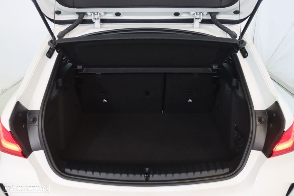 BMW 116 d Pack Desportivo M - 17