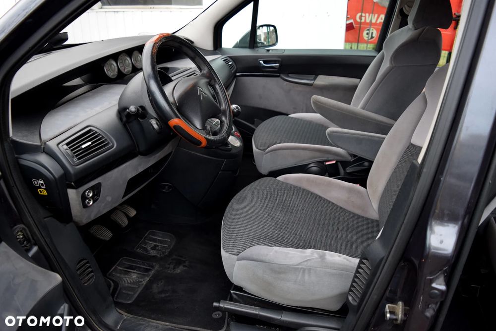Citroën C8 2.0 HDi Style - 6