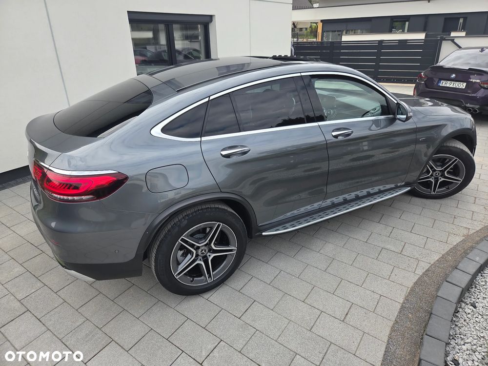 Mercedes-Benz GLC 200 4Matic 9G-TRONIC AMG Line Plus - 10
