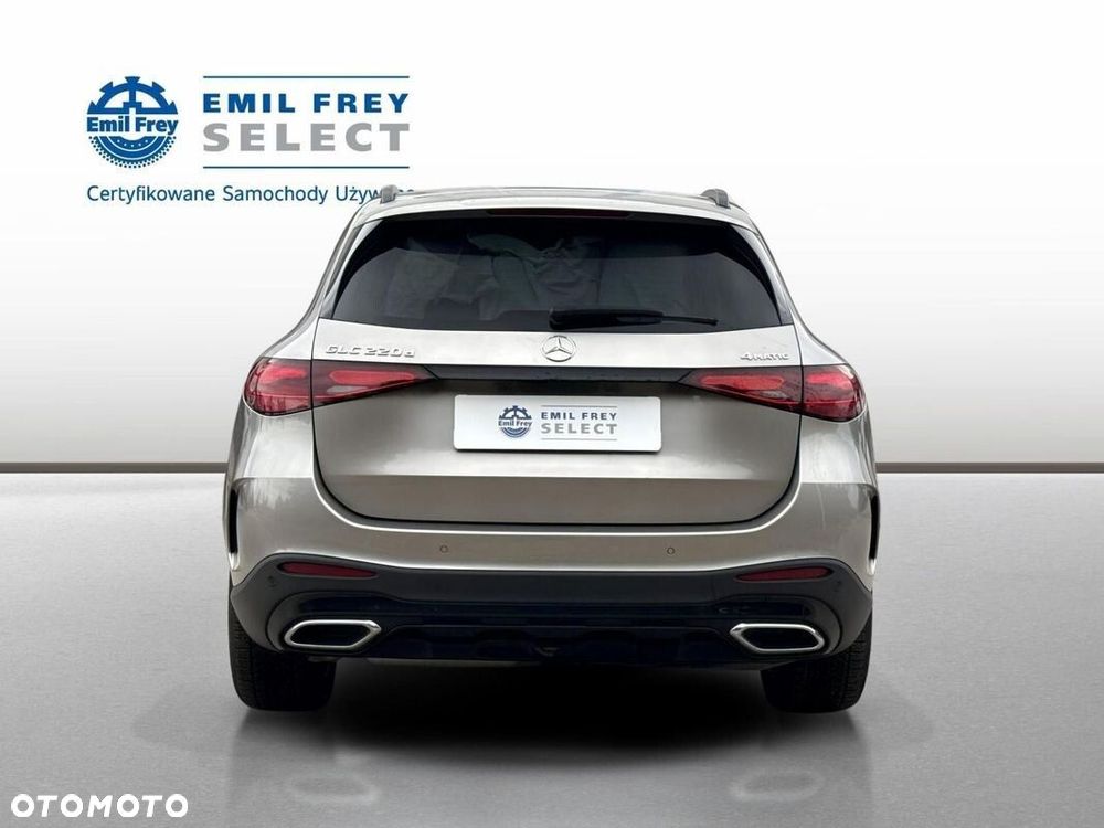 Mercedes-Benz GLC - 5