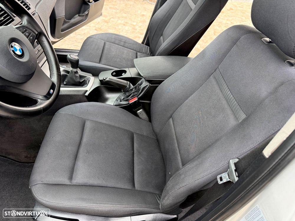BMW X3 2.0 d — fotografia 42