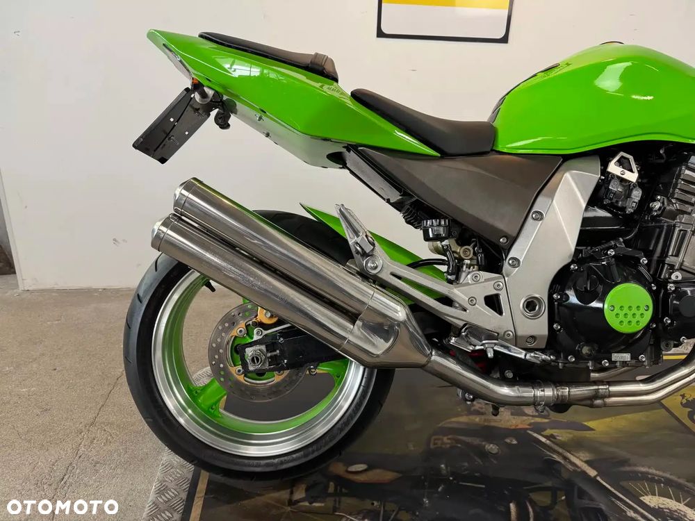 Kawasaki Z - 16
