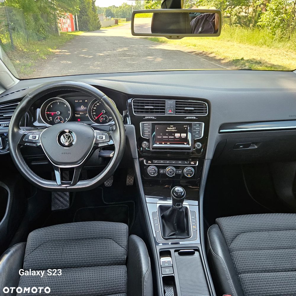 Volkswagen Golf - 19