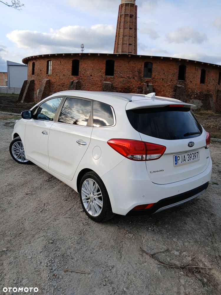Kia Carens 1.7 CRDi M 7os EU6 - 5